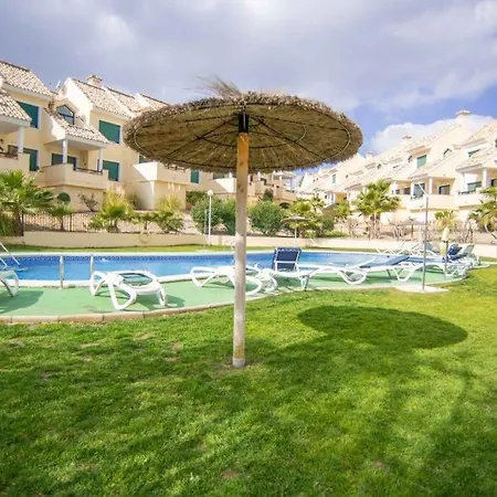 Appartamento 2 Bedroom 2 Bathroom Ground Floor A Short Walk To The 18 Hole Golf Course *