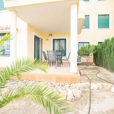 Apartment 2 Bedroom 2 Bathroom Ground Floor A Short Walk To The 18 Hole Golf Course *